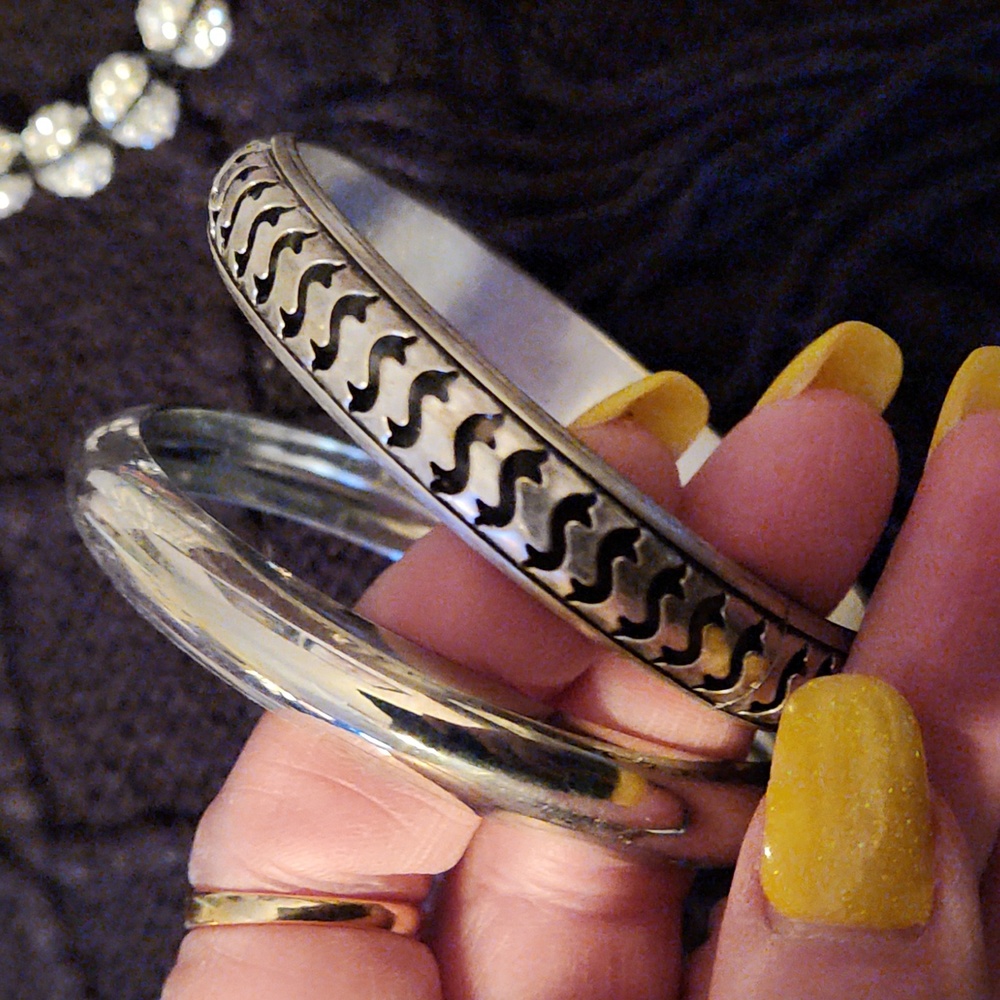 Bracelets - Picture 5 of 7